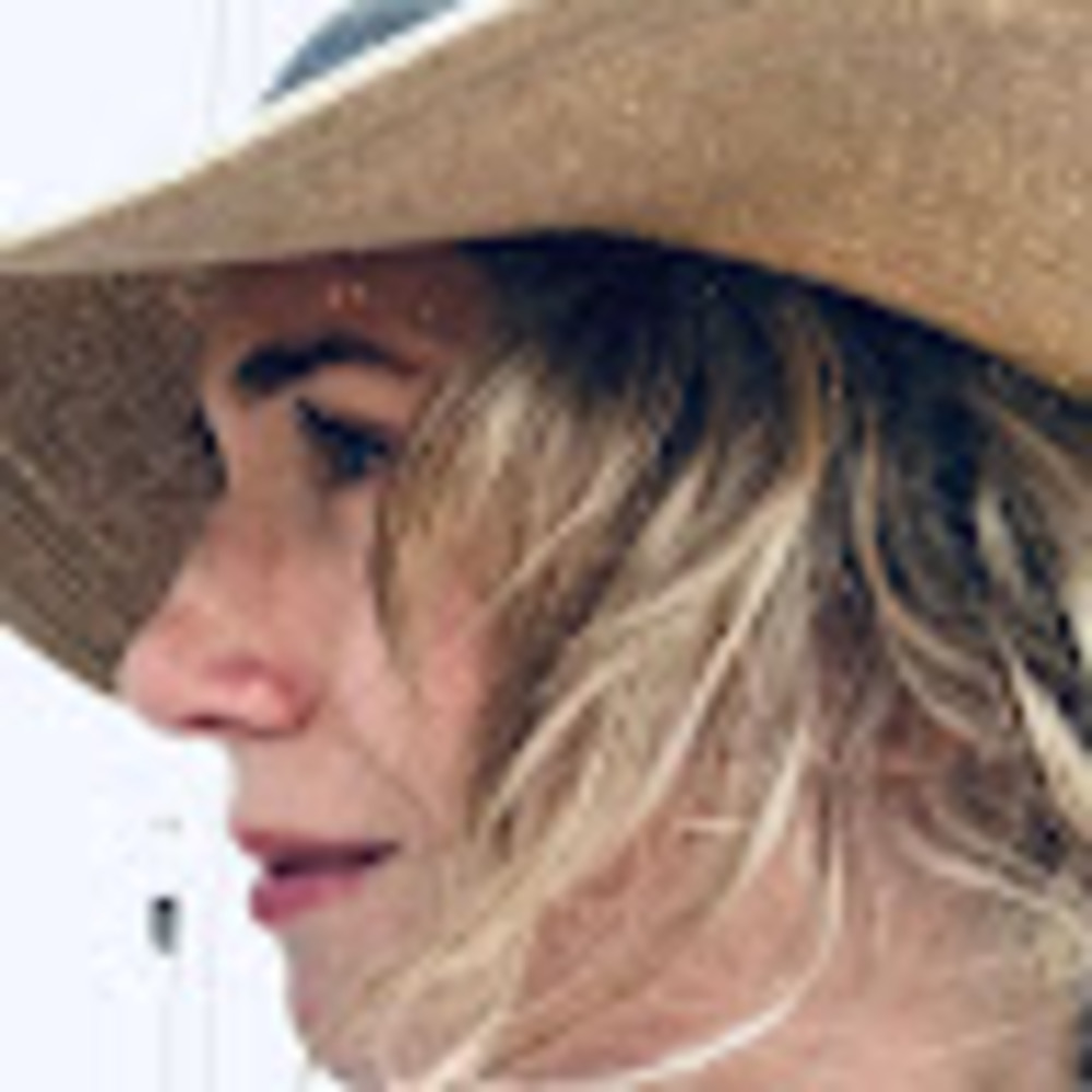 Meet your Posher, Jenni